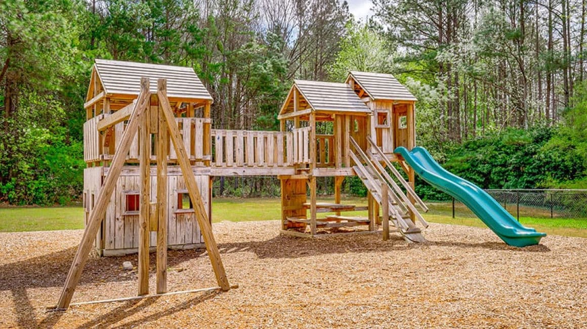 outdoor-play-area-for-kids at the groves lithonia apartments