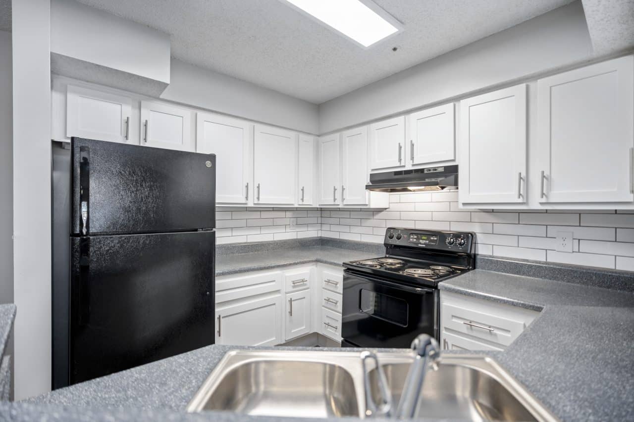kitchen----murphy-grove-lithonia